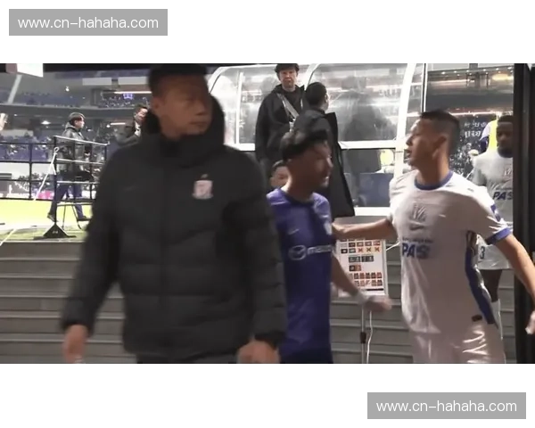 巅峰对决！亚冠蔚山VS申花最新前瞻：当“申花蓝”遭遇“蔚山虎”，谁能主宰亚洲之巅？